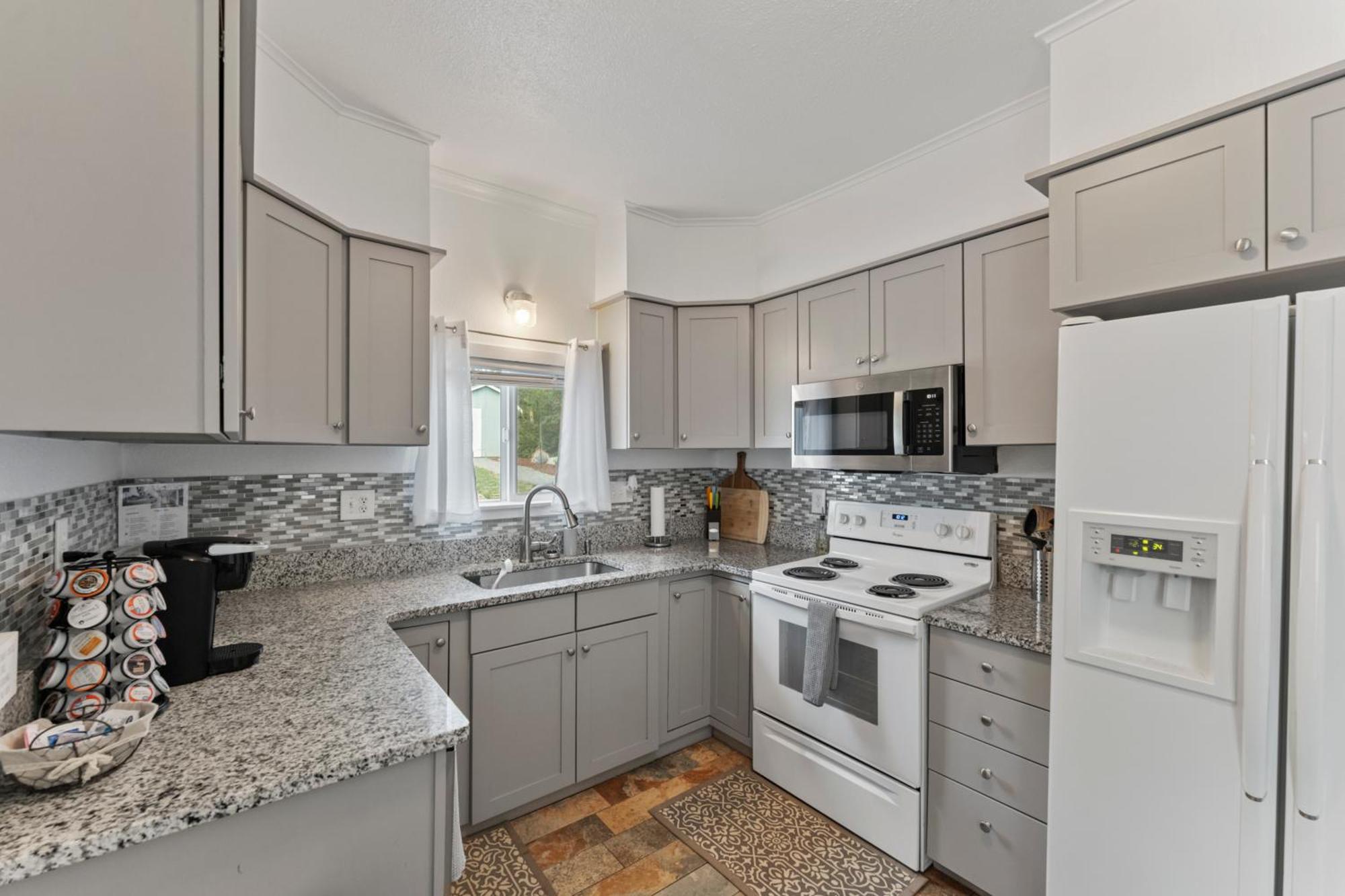 3 Bedroom *Downtown* With Firepit Colorado Springs Exterior photo